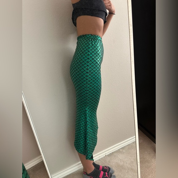 Mermaid skirt for Halloween - Picture 4 of 10